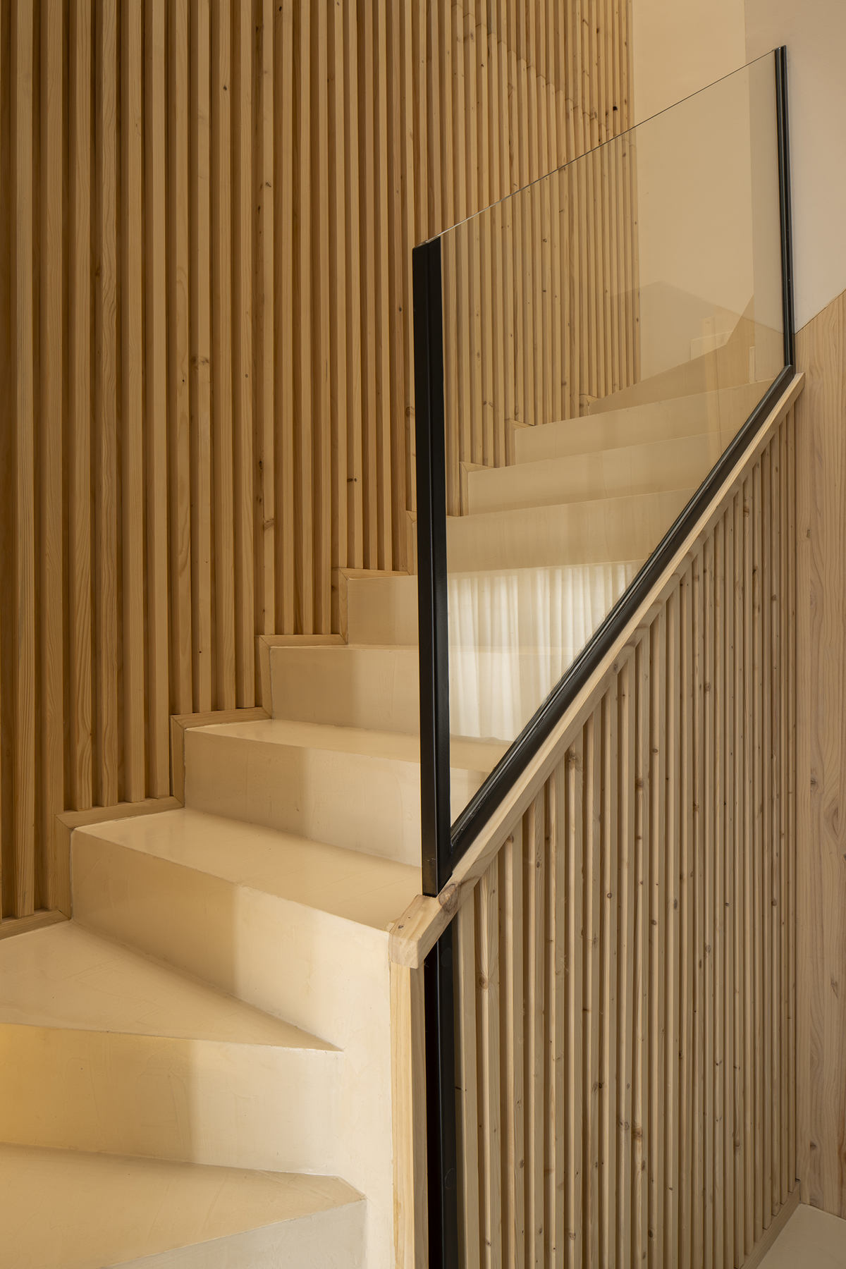 Microcement on stairs in Jara project in Granada.