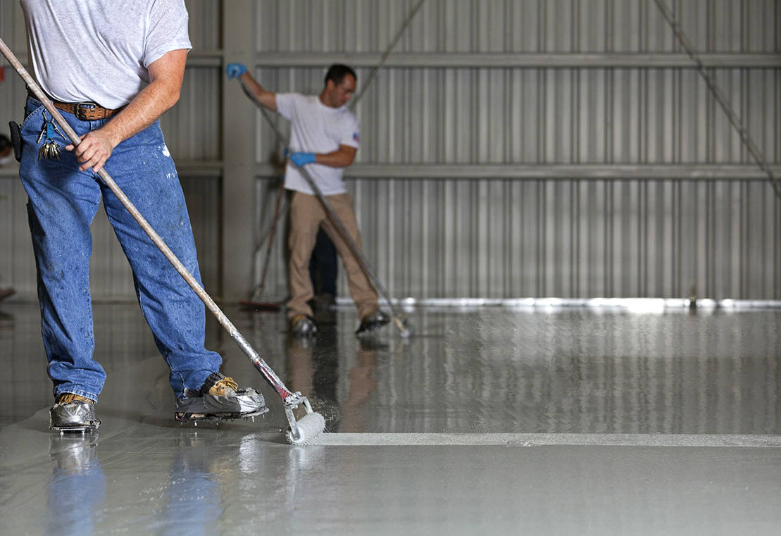 Epoxy resin floor application in warehouse