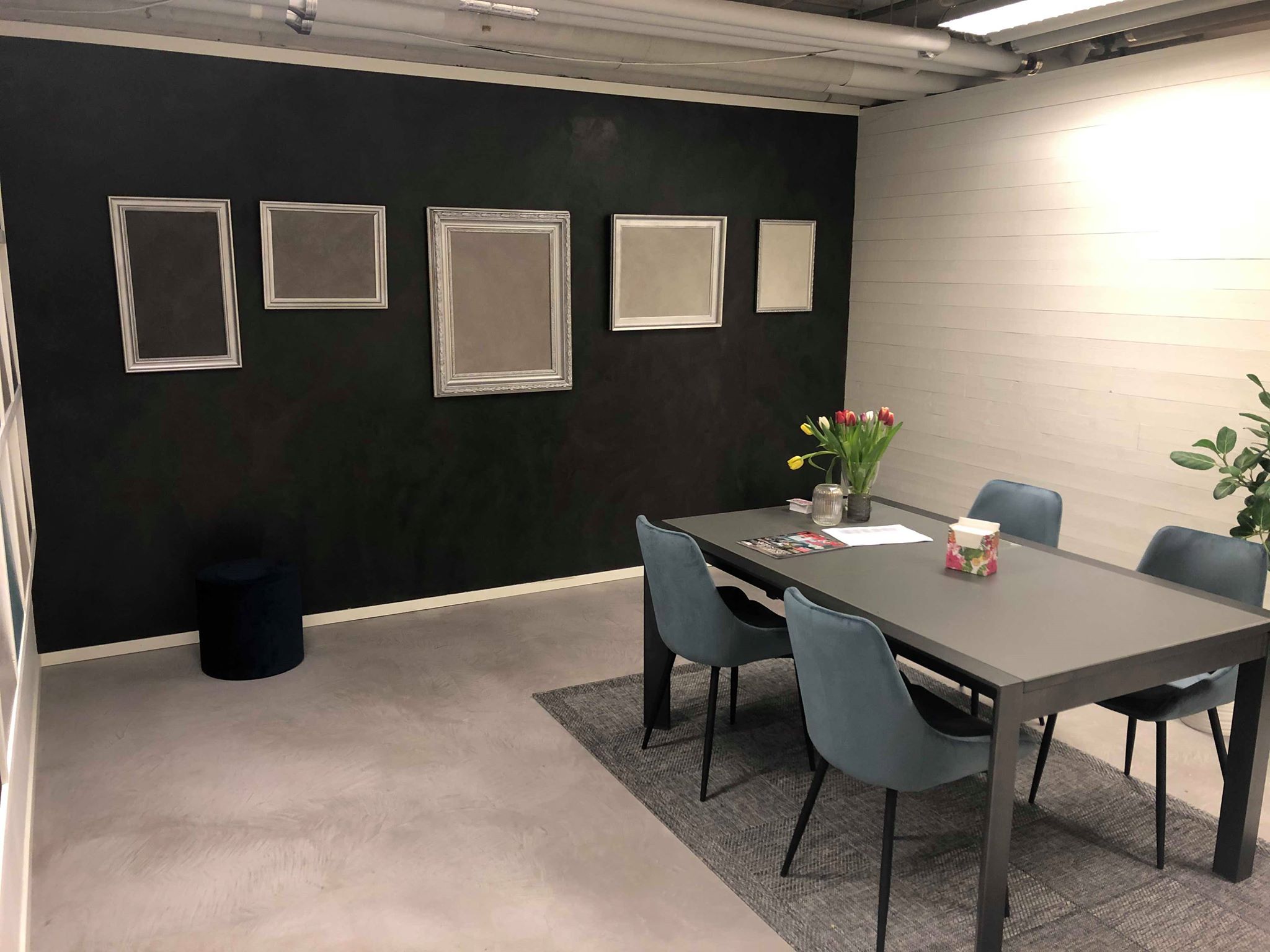 dining room image with microcement radiant floor