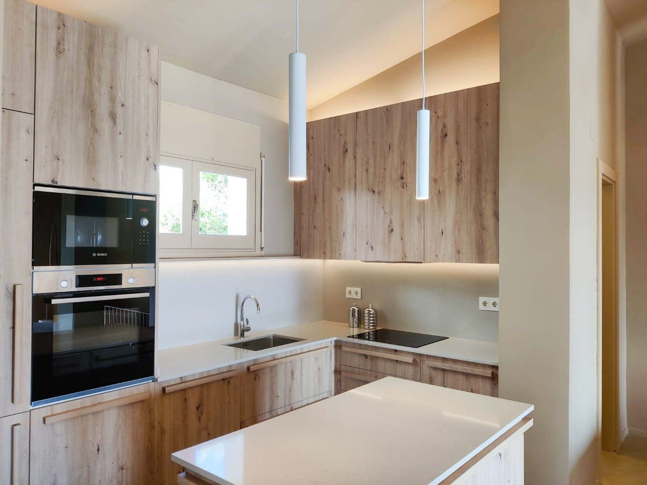 rustic style microcement kitchen in Costa Brava