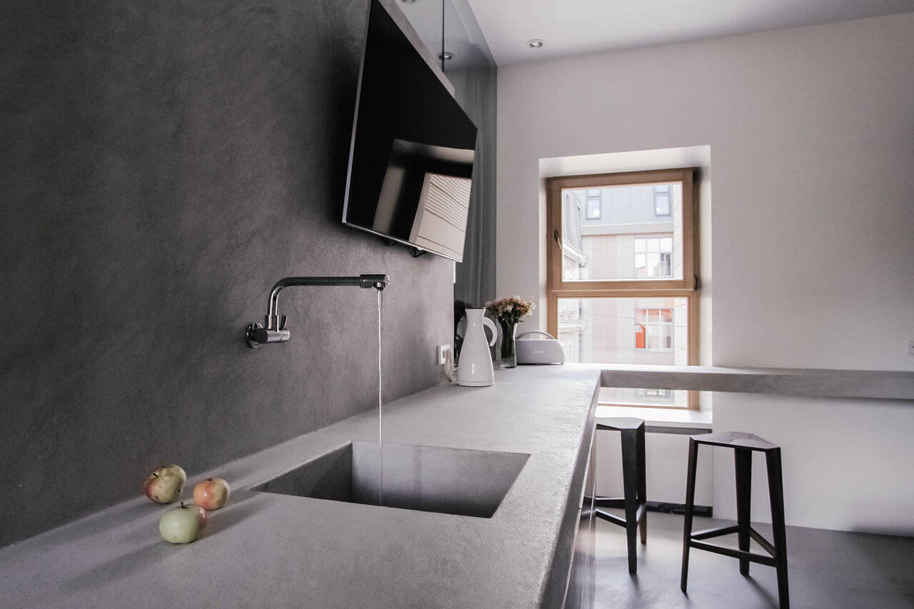 kitchen with microcement on wall, floor and countertop