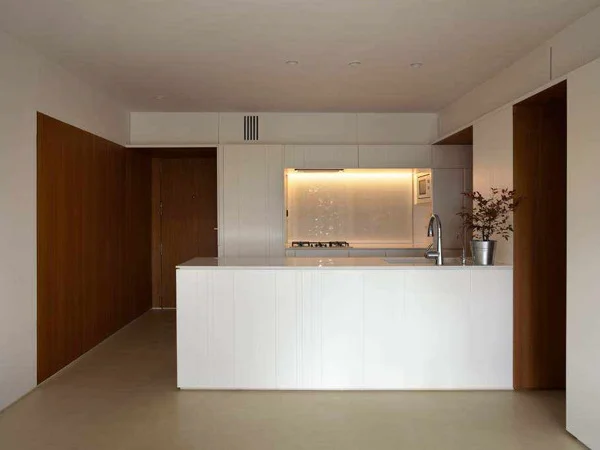 Microcement kitchen floor housing Altea