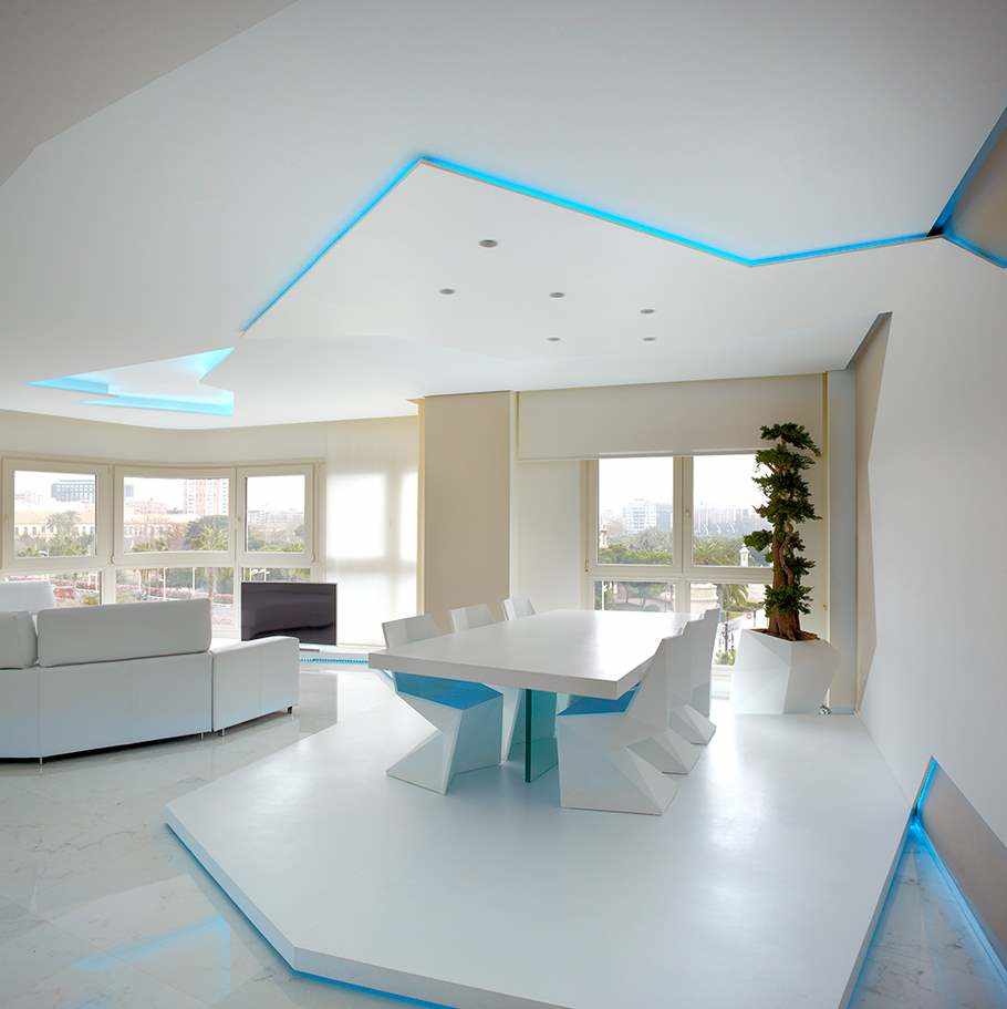 White microcement on walls, ceiling and roof in a house in the Reverter Project. White microcement on walls, ceiling and roof in a house in the Reverter Project.