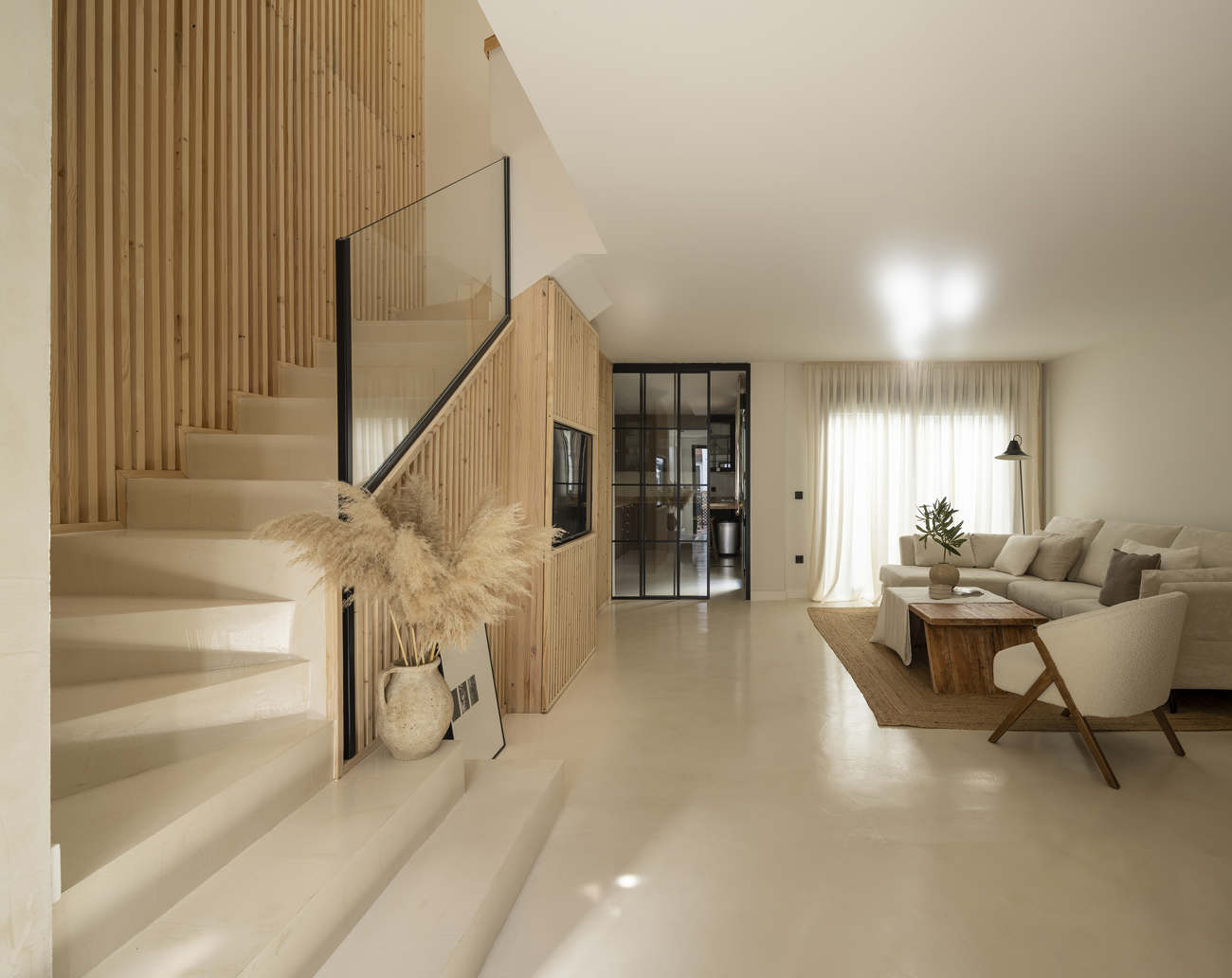 house with staircase and microcement flooring in London 