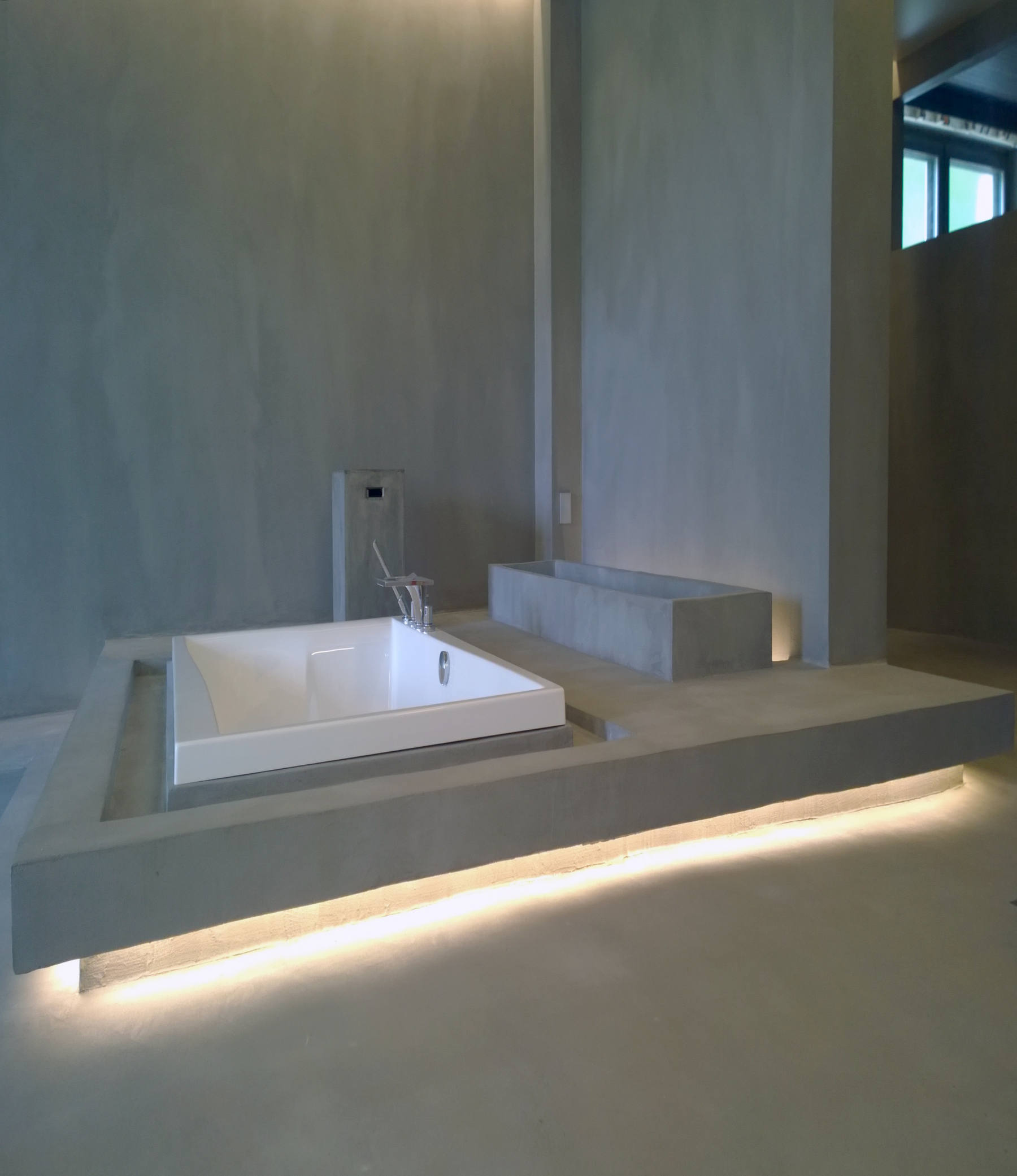 Casa con bañera de microcemento en Murcia Casa con bañera de microcemento en Murcia