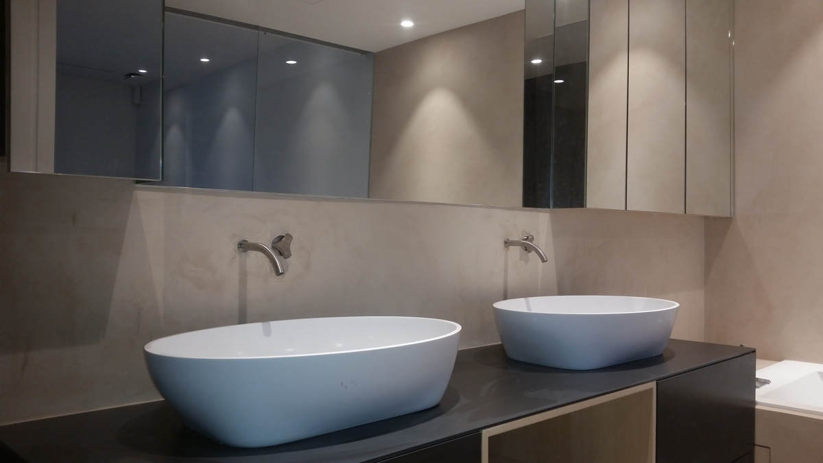 Pared baño microcemento en Marbella Pared baño microcemento en Marbella