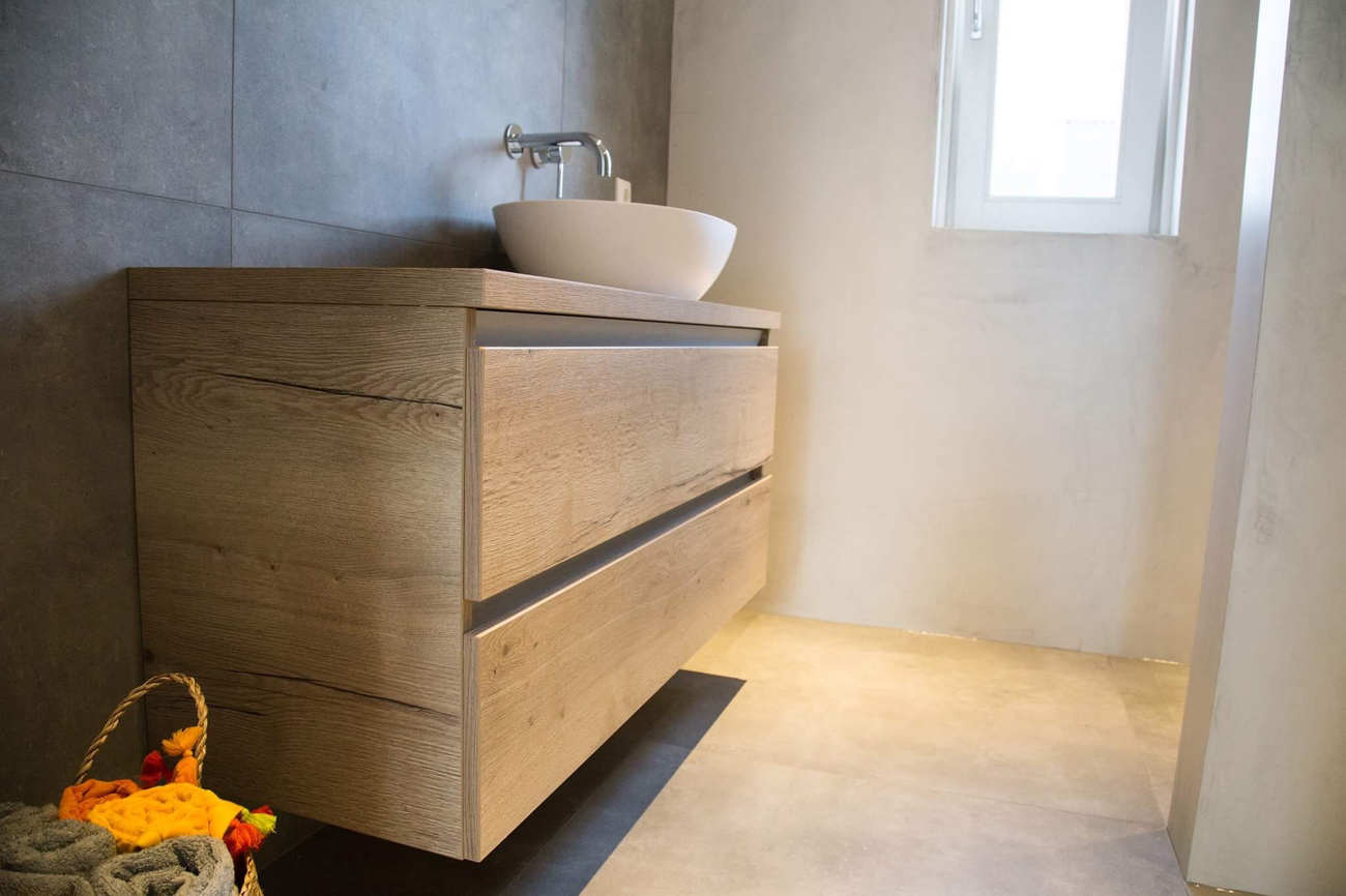 vivienda con baño de microcemento en Bilbao vivienda con baño de microcemento en Bilbao