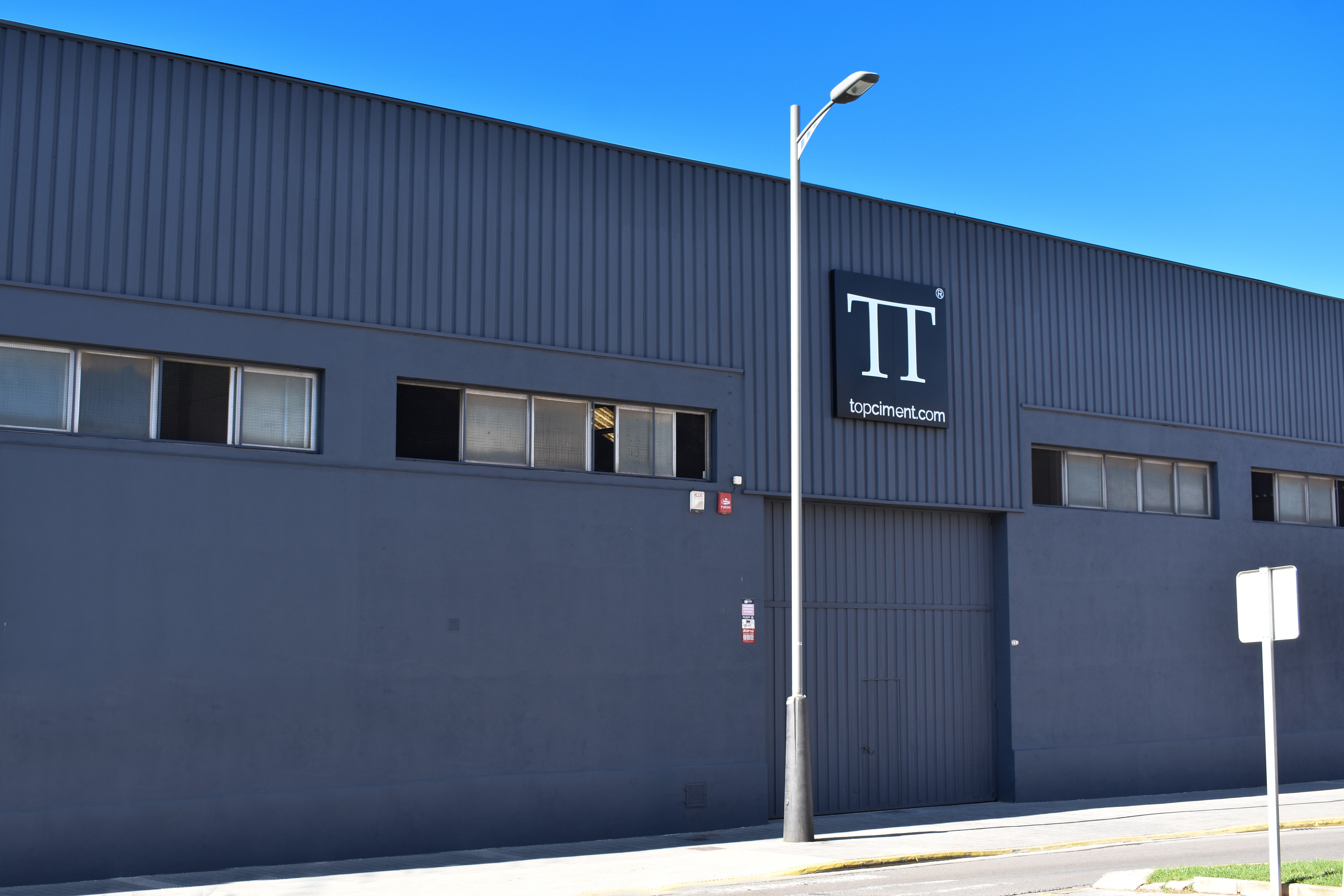 Topciment® renueva la ISO 9001 y reafirma su compromiso con la calidad y responsabilidad como fabricante