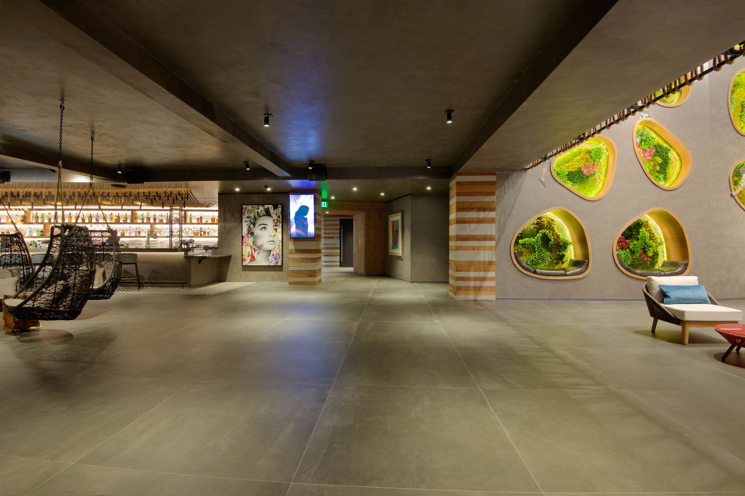 IPIC项目在餐厅的墙壁和天花板上使用微水泥